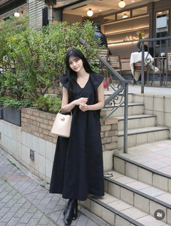 Side Ribbon Vneck Dress