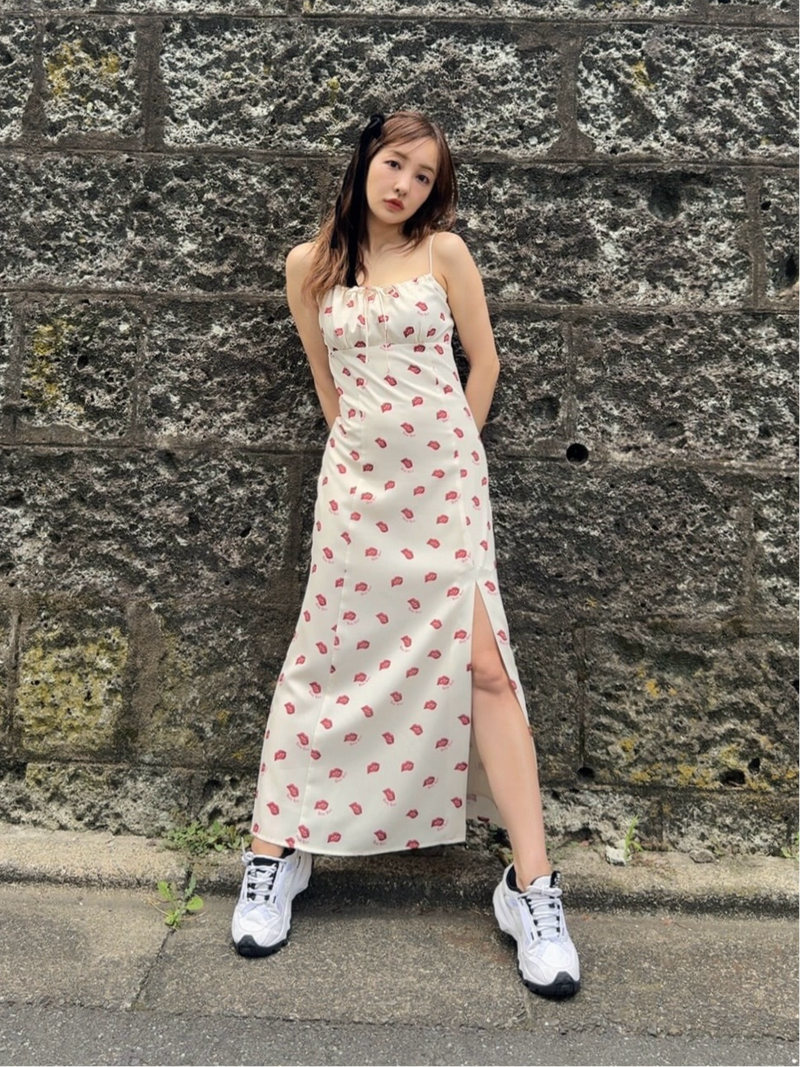 LIP PRINT CAMI DRESS - IVORY