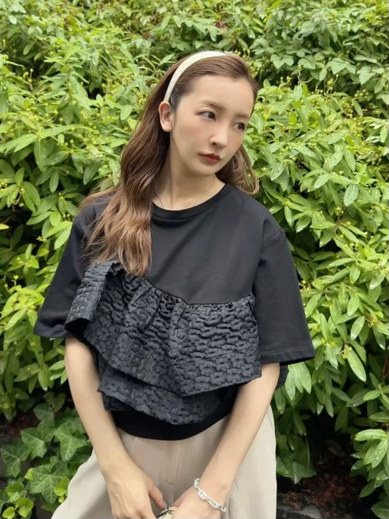 FRILL TEE - BLACK
