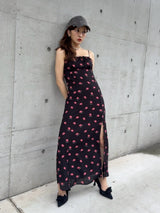LIP PRINT CAMI DRESS - BLACK