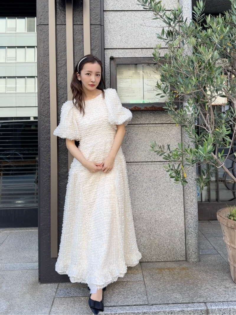VOLUME BACK OPEN  DRESS  - IVORY