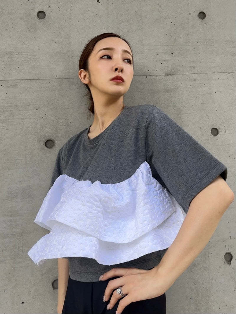 FRILL TEE - GRAY