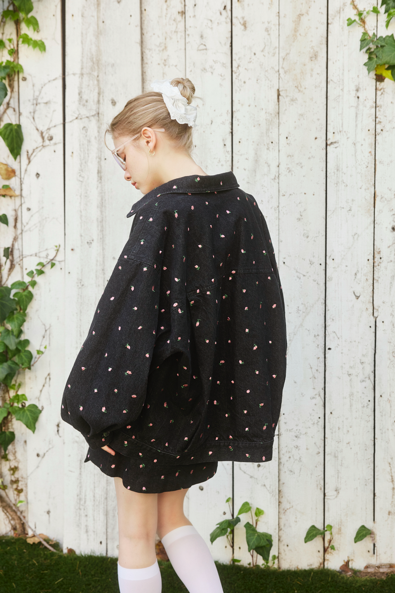 Embroidery Flower denim jacket - BLACK